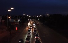 На Днепровской набережной столицы установили современную систему наружного освещения отечественного производства