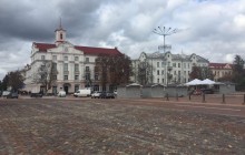 Исторический клинкер и современная плитка: в Чернигове за 56 миллионов реконструировали центральную площадь (фоторепортаж)
