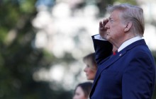 Американский разведчик написал донос на президента США из-за "тревожного обещания" по Украине, Трамп все отрицает