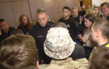 Во Львове требовали отставки начальника областной полиции после разгона протестов в Сосновке (фото)