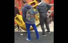 В Одессе поломка на аттракционе едва не привела к гибели людей (видео)