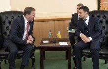Zelensky calls on Swedish PM to facilitate increase of investment in Ukraine