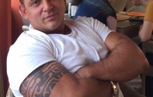 Фракція викличе нардепа Бужанського "на килим" через його слова про батьків-"довбо**бів"