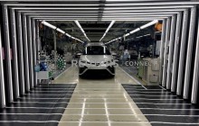 Toyota випустить друге покоління водневого седана