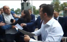 Не толкала, а останавливала: пресс-секретарь Зеленского Мендель прокомментировала инцидент с журналистом (фото, видео)
