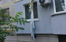У Харкові 79-річна пенсіонерка намагалася спуститися з другого поверху по простирадлах і загинула