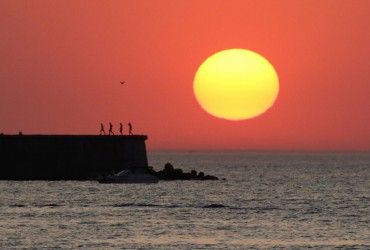 Отдых с бавовной: россиян пытаются заманить в оккупированный Крым огромными скидками