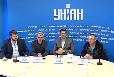 Хто гальмує український Інтернет?