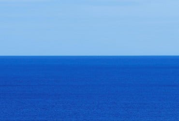 Це єдине море на Землі, яке взагалі не має берега чи порту