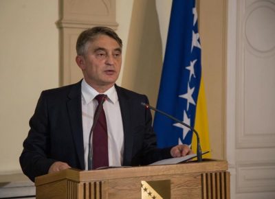 facebook.com/zeljkokomsic.df