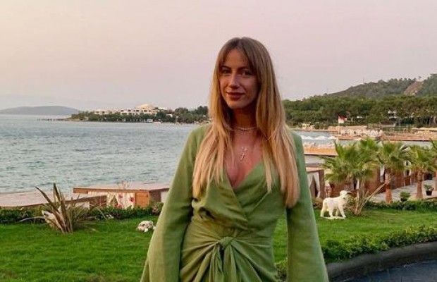 Леся Никитюк "засветила" соблазнительное декольте (фото)
