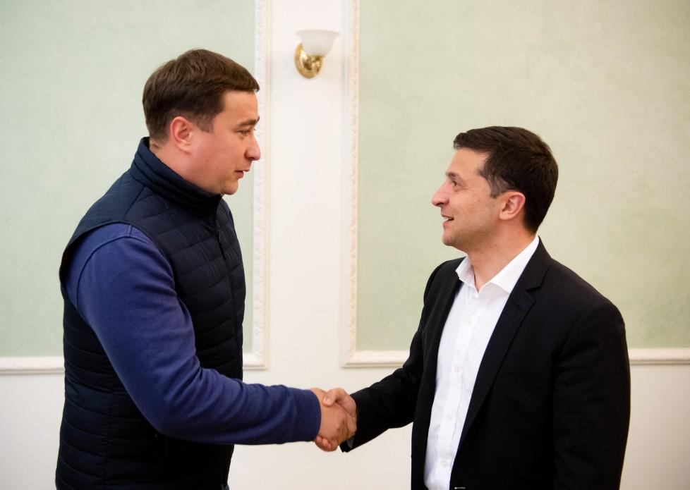 Зеленський призначив Лещенка / фото president.gov.ua Зеленський призначив Лещенка / фото president.gov.ua