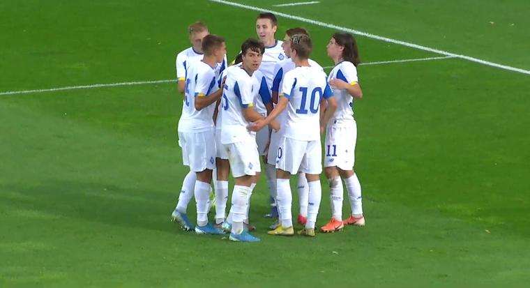Динамо U-19 уничтожило соперника со счетом 8:0 / фото: dynamo.kiev.ua Динамо U-19 уничтожило соперника со счетом 8:0 / фото: dynamo.kiev.ua