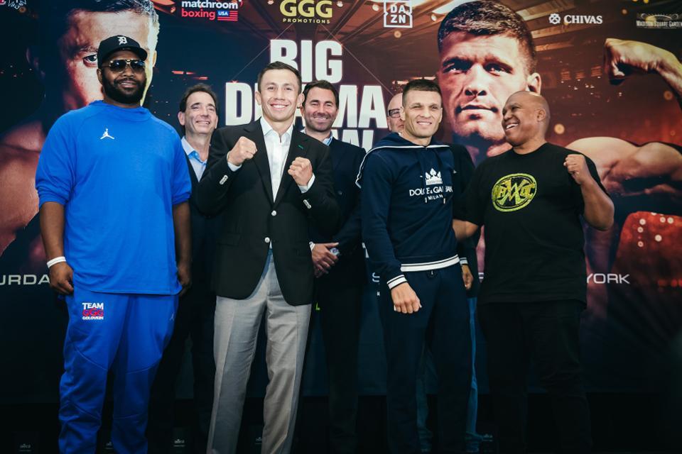 Бой начнется ориентировочно в 6 утра 6 октября по Киеву / фото: BoxingScene Бой начнется ориентировочно в 6 утра 6 октября по Киеву / фото: BoxingScene