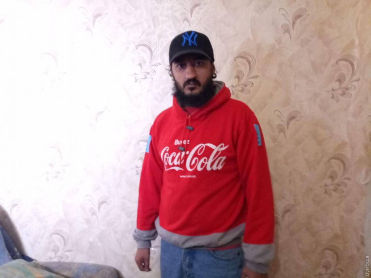 В квартире волонтера уже провели обыск / Думская В квартире волонтера уже провели обыск / Думская