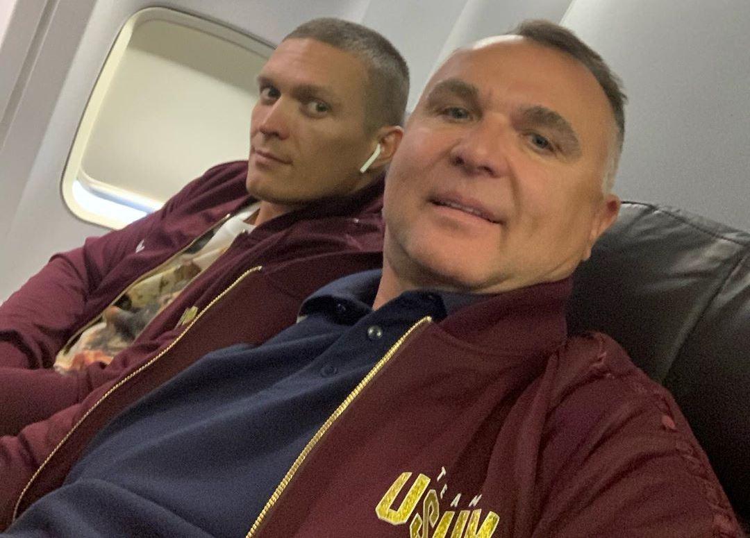 Александр Усик со своим менеджером Эгисом Климасом / фото: instagram.com/klimasmanagement Александр Усик со своим менеджером Эгисом Климасом / фото: instagram.com/klimasmanagement