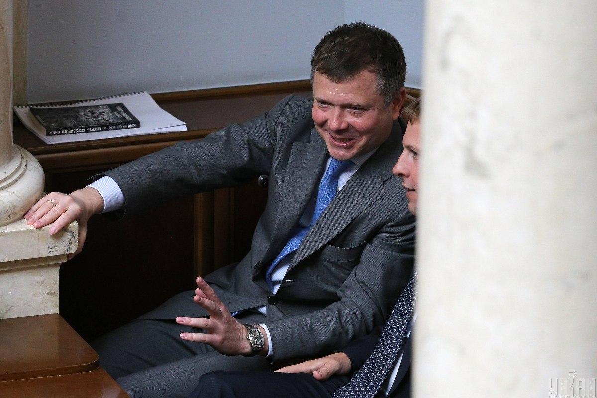 Задержанного олигарха Жеваго просили не ездить во Францию, но подвела любовь к тусовкам / фото УНИАН Задержанного олигарха Жеваго просили не ездить во Францию, но подвела любовь к тусовкам / фото УНИАН