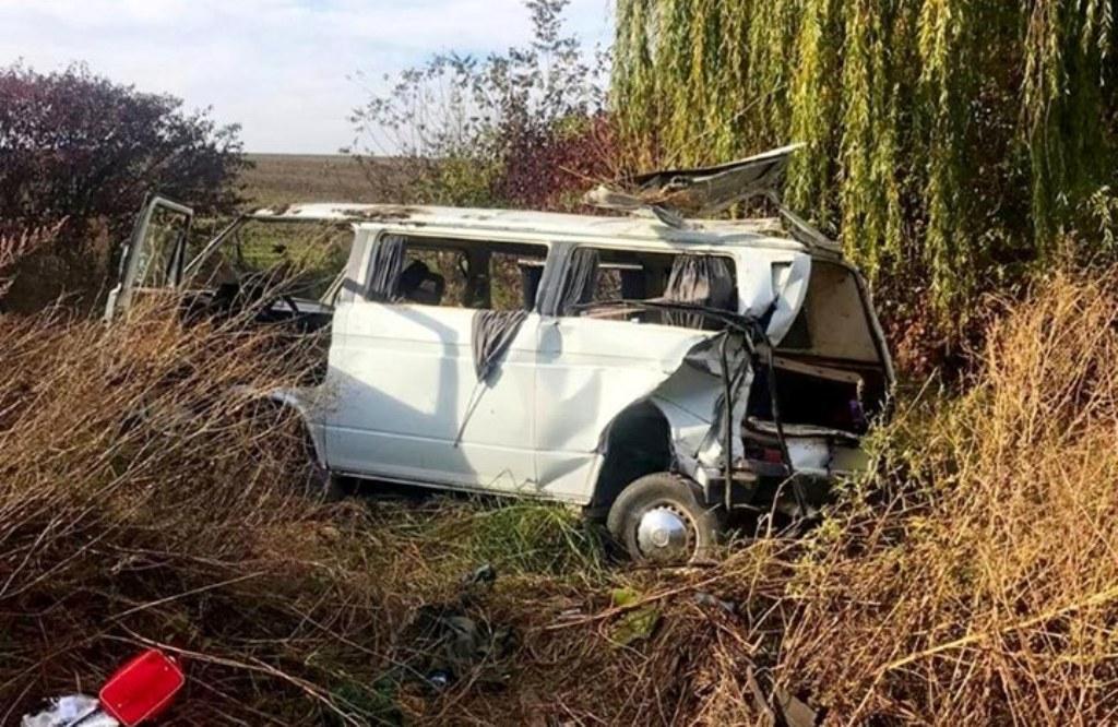 Среди пострадавших – беременная женщина / фото пресс-служба ГУНП в Черновицкой области Среди пострадавших – беременная женщина / фото пресс-служба ГУНП в Черновицкой области