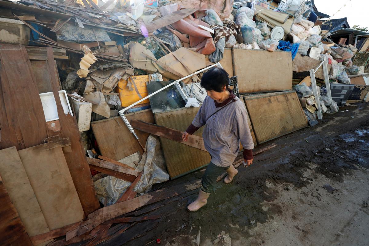 Последствия тайфуна в Японии / REUTERS