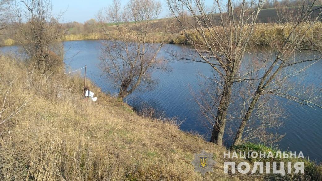 5-летний мальчик играл во дворе, а его мать в это время находилась в доме / фото: нацполиция 5-летний мальчик играл во дворе, а его мать в это время находилась в доме / фото: нацполиция
