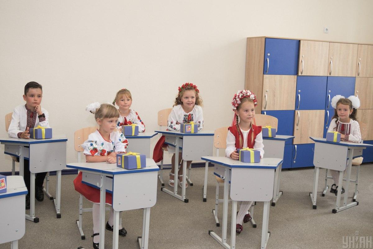 Во львовских школах восстанавливается навчалний процесс \ УНИАН