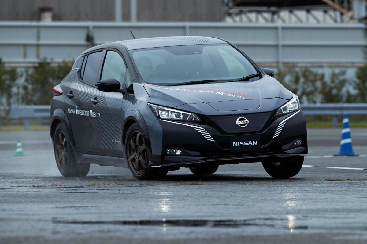 Nissan сделал электромобиль Leaf полноприводным / фото Nissan Nissan сделал электромобиль Leaf полноприводным / фото Nissan
