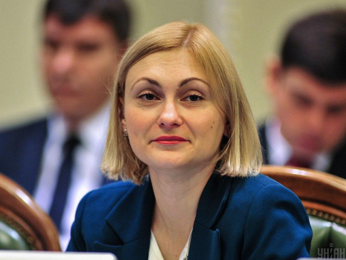 Кравчук зазначила, що у разі війни депутати повинні бути корисними державі / фото УНІАН