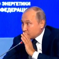 Путин издевательски «признался» американцу в намерениях вмешаться в выборы президента США (видео)