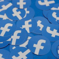 Facebook создает собственную ОС для снижения зависимости от Android и Google - СМИ