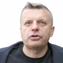 "Посмотрел обращение Зеленского о формуле Штайнмайера. Отличный Stand UP. Говорить с суфлером, но так, как будто без суфлера"