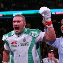 Oleksandr Usyk arrives at heavyweight, stops Witherspoon in seven – media