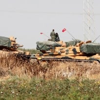 Турецкое наступление в Сирии: вице-президент США срочно отправляется в Анкару для переговоров