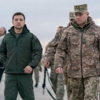 "Everyone wants peace. Everyone is ready for disengagement": Zelensky on Zolote visit (Photo)