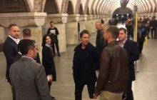 Місія виконана: Том Круз спустився в київське метро (відео)