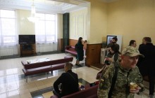 На Центральному вокзалі Києва замість депутатської кімнати з'явився зал очікування для військових (фоторепортаж)