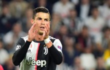 В аэропорту встретила полиция: Роналду вернулся в Италию (видео)