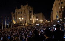 Перед Офісом президента зібралось близько двох тисяч учасників акції "Ні капітуляції!"