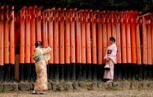 У японському Кіото туристам нагадають про етикет на смартфон