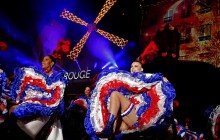 Юбилей "Мулен Ружа": легендарное парижское кабаре отмечает 130-ю годовщину (фото, видео)