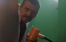 П’яний рентгенолог на Рівненщині сплутав голову і ноги маленького пацієнта (відео)