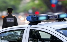 В США незнакомец пробрался в чужой дом и голышом пел на кухне