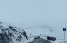 Гірські курорти у Румунії засипало снігом (відео)