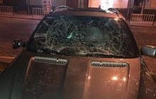 Дострибався: у Львові хуліган заплатить майже півмільйона гривень за стрибки на даху BMW