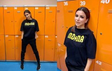 Ані Лорак шокувала відфотошопленим обличчям (фото)