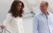 Герцогиня Кембриджская в белоснежном наряде приехала в село в Лахоре (фото)