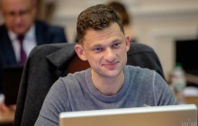 Дубілет запропонував заощадити мільярди гривень, які витрачають на державний телефонний зв'язок