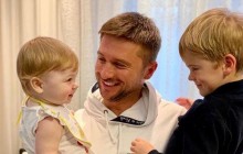 Лазарев показал подросшую дочь, которую скрывал (фото)