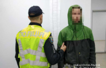 У Києві ґвалтівник посеред вулиці напав на 16-річну дівчину (фото, відео)