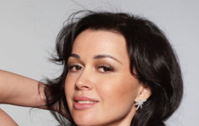 Стало известно, сколько денег ушло на лечение больной раком Заворотнюк