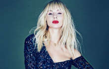 Світлана Лобода оголила груди й ноги у зухвалому вбранні (фото)